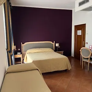 Hotel Bologna, Florence