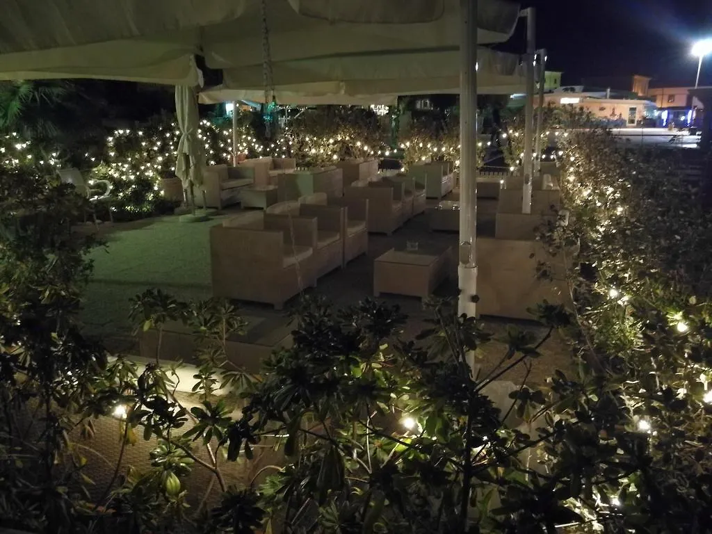 Hotel Miramare Castiglione della Pescaia 3*,  Italy